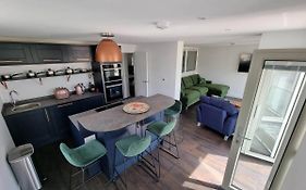 Chy Mor Apartment 1